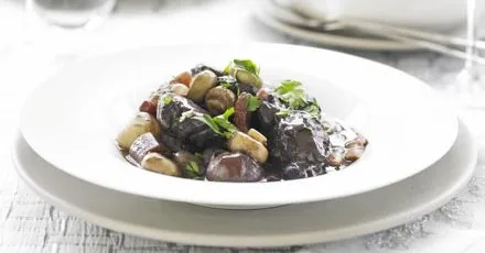 Braised beef in red wine