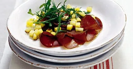 Bresaola with exotic fruit salsa