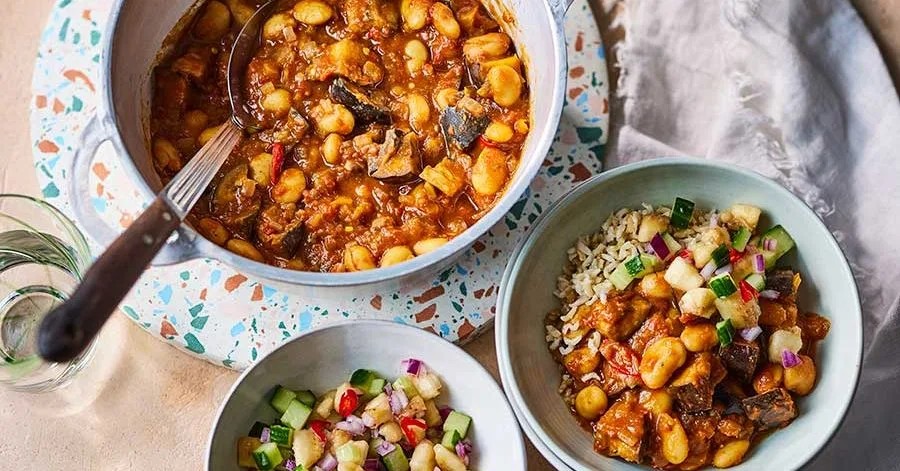 Карі з масляною квасолею