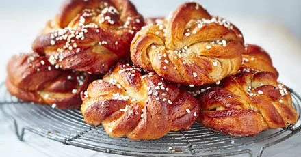 Булочки з кардамоном