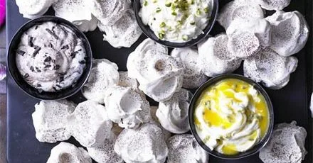 Cardamom meringue nests