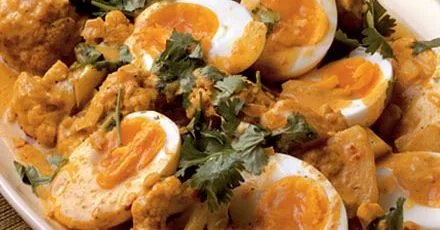 Cauliflower, egg & potato curry
