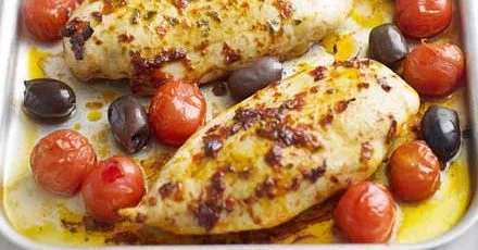 Курка з харисою та помідорами
