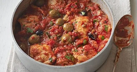 Курка з оливками у запіканці