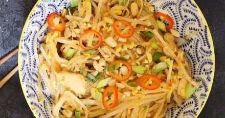 Курячий пад тай