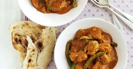 Курячий карі з картоплею та зеленими бобами