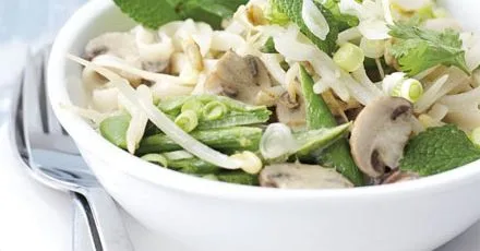 Vegetable noodle soup