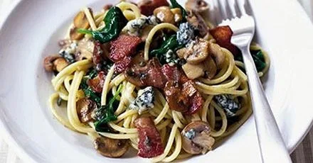 Creamy mushroom spaghetti
