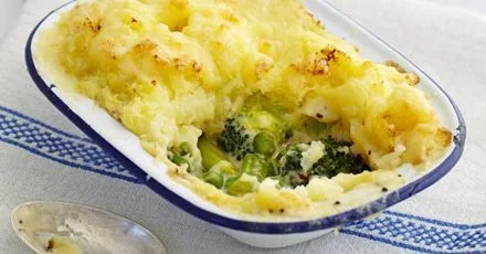 Crusty cheddar pies