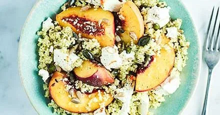 Фета та персиковий кускус