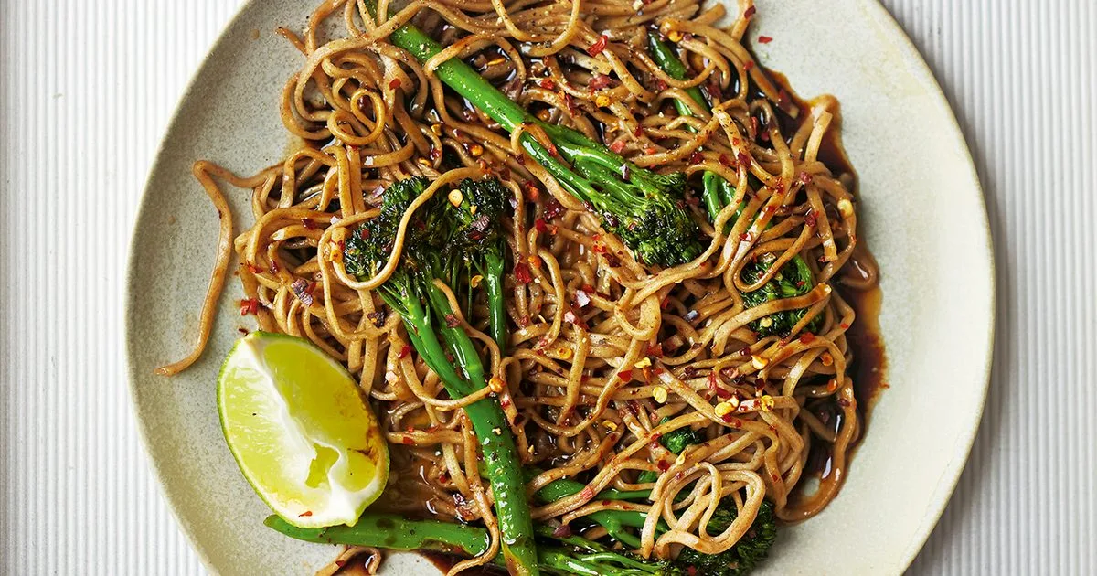 Golden syrup broccoli noodles