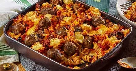 Запіканка з м'ясними кульками та пастою (паста аль форно)