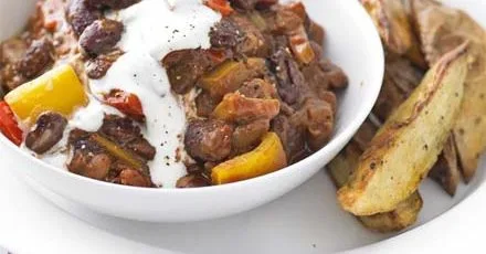 Овочеве чилі з картопляними дольками