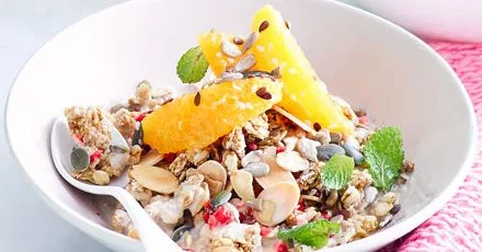 Orange & raspberry granola