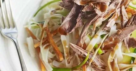 Китайський пряний салат з качки