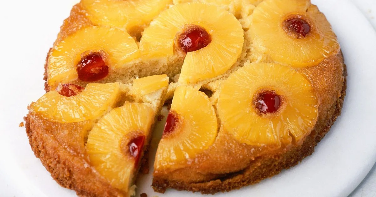 Pineapple upside-down cake