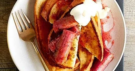 Rhubarb & custard French toast