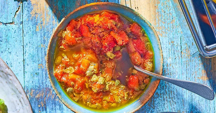 Roasted red pepper & pesto dressing
