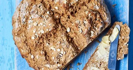 Rustic oat & treacle soda bread