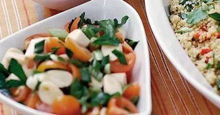 Simple heart of palm & tomato salad