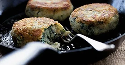 Smoked haddock, spinach & potato cakes