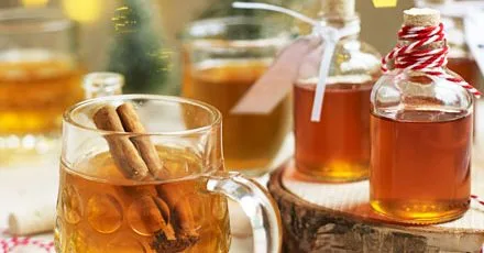 Spiced apple syrup with clementine & cloves