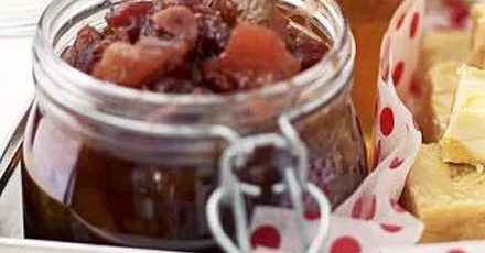 Пряний чатні з журавлинами та грушами