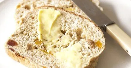 Spiced fruit loaf