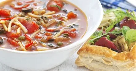 Spicy pasta soup