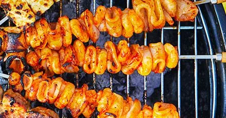 Шашлики з кальмара та креветок