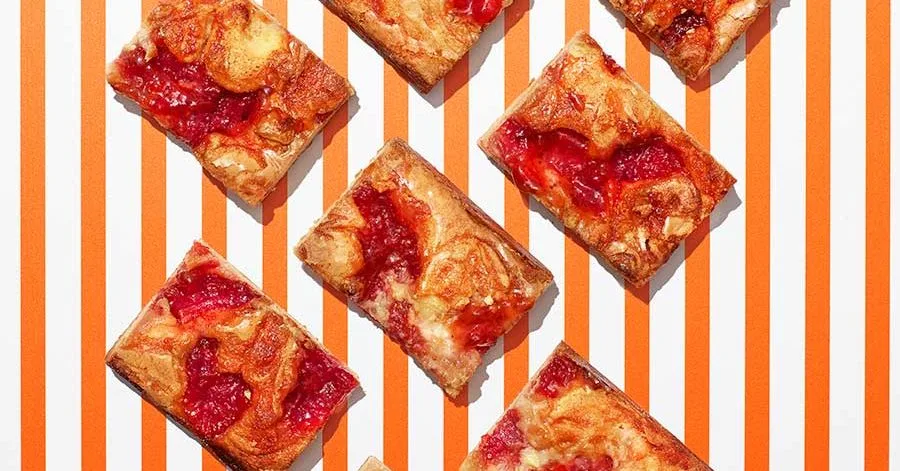 Strawberries & cream blondies