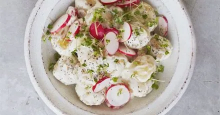 Summer potato salad