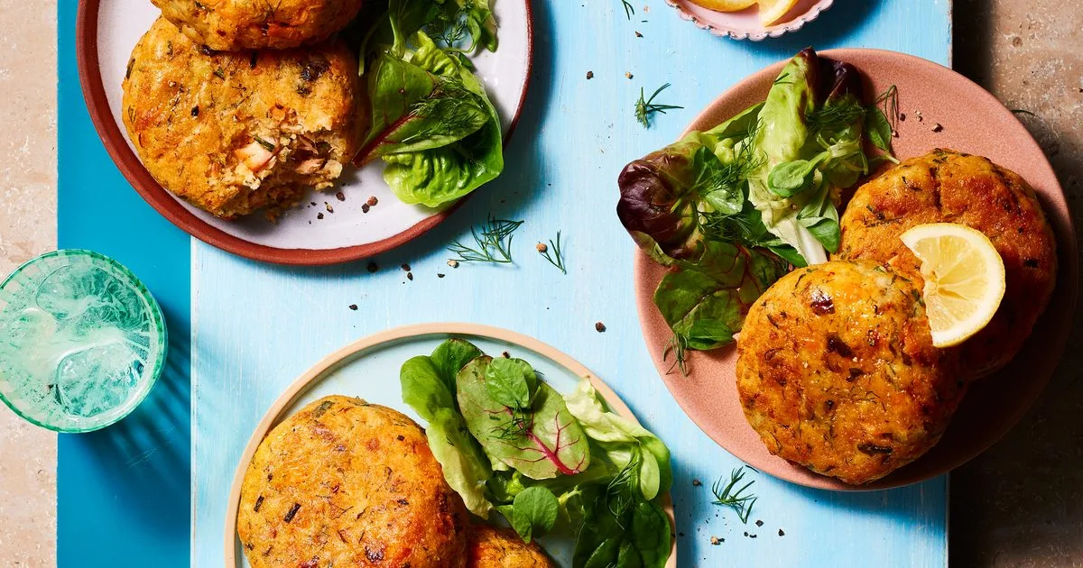 Super-easy salmon fishcakes