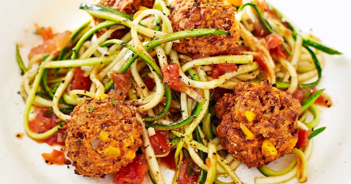 Veggie meatballs with tomato courgetti