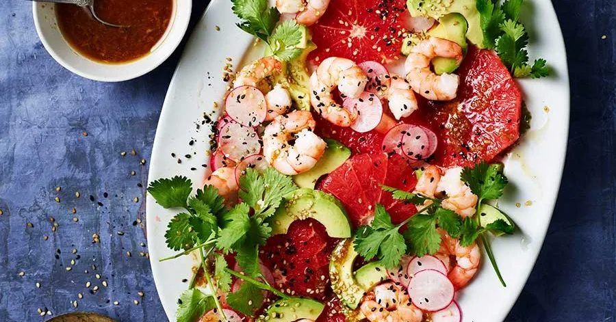 Zingy grapefruit, prawn, avocado & tamarind salad