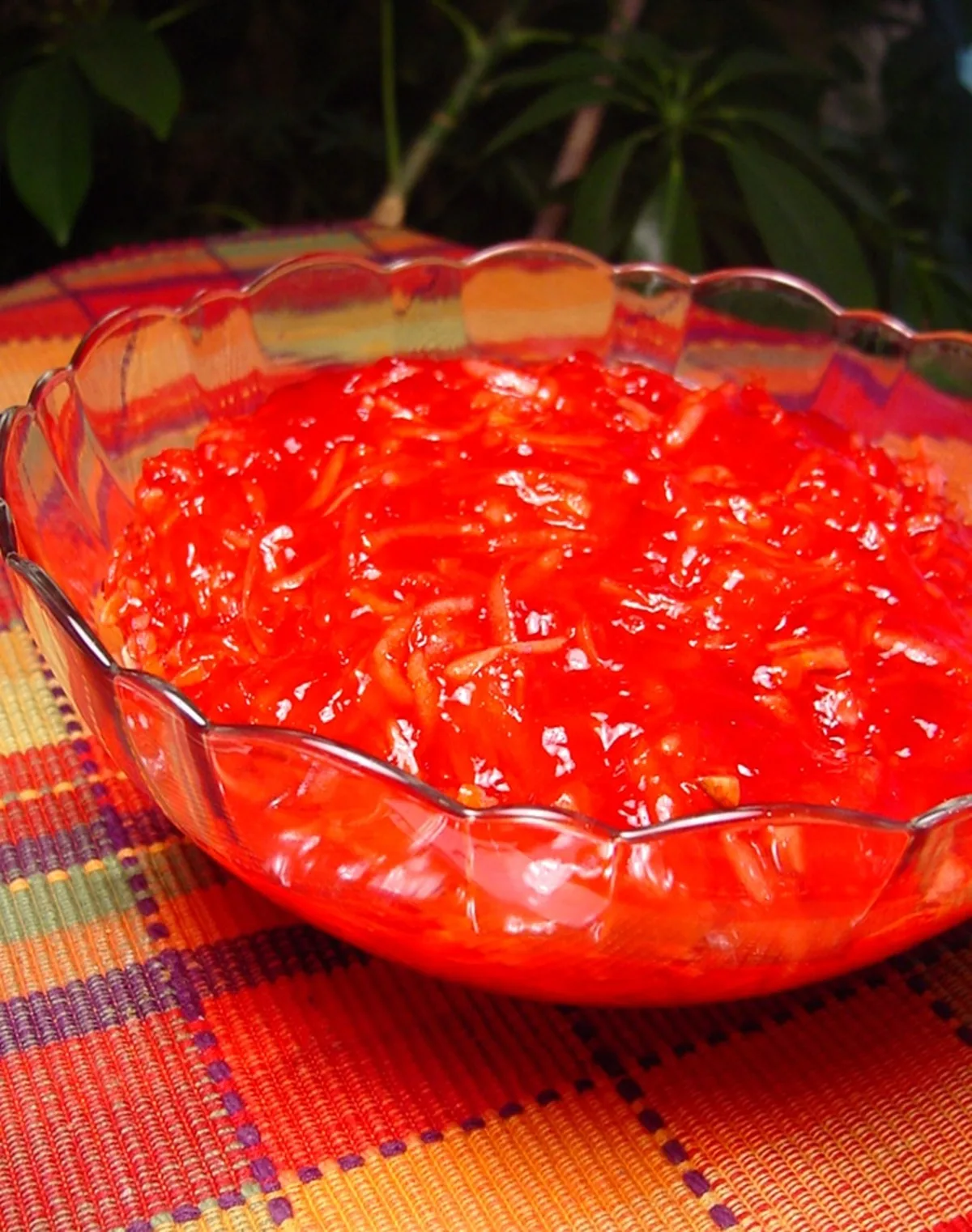 Яблучний желейний салат з корицею