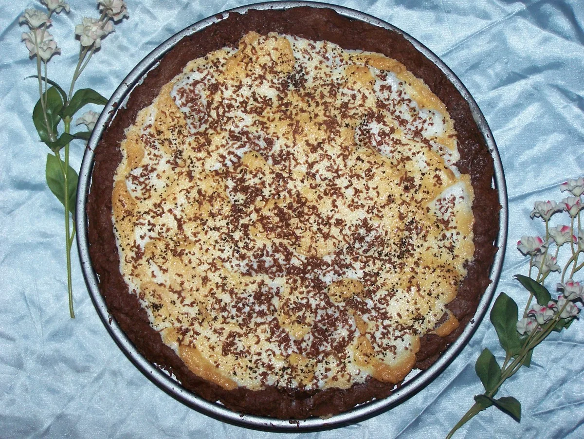 Кавовий пиріг з меренгою