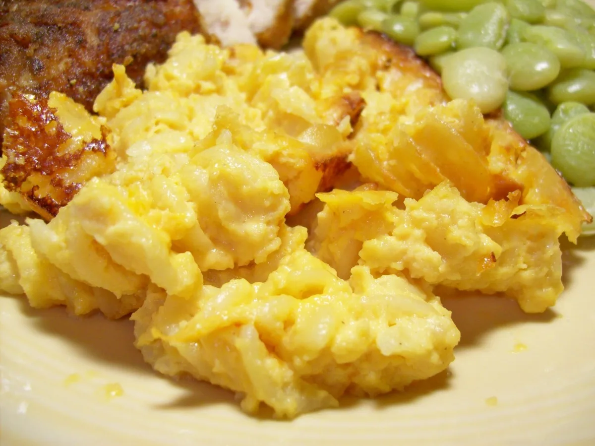 Смачний макарони з сиром