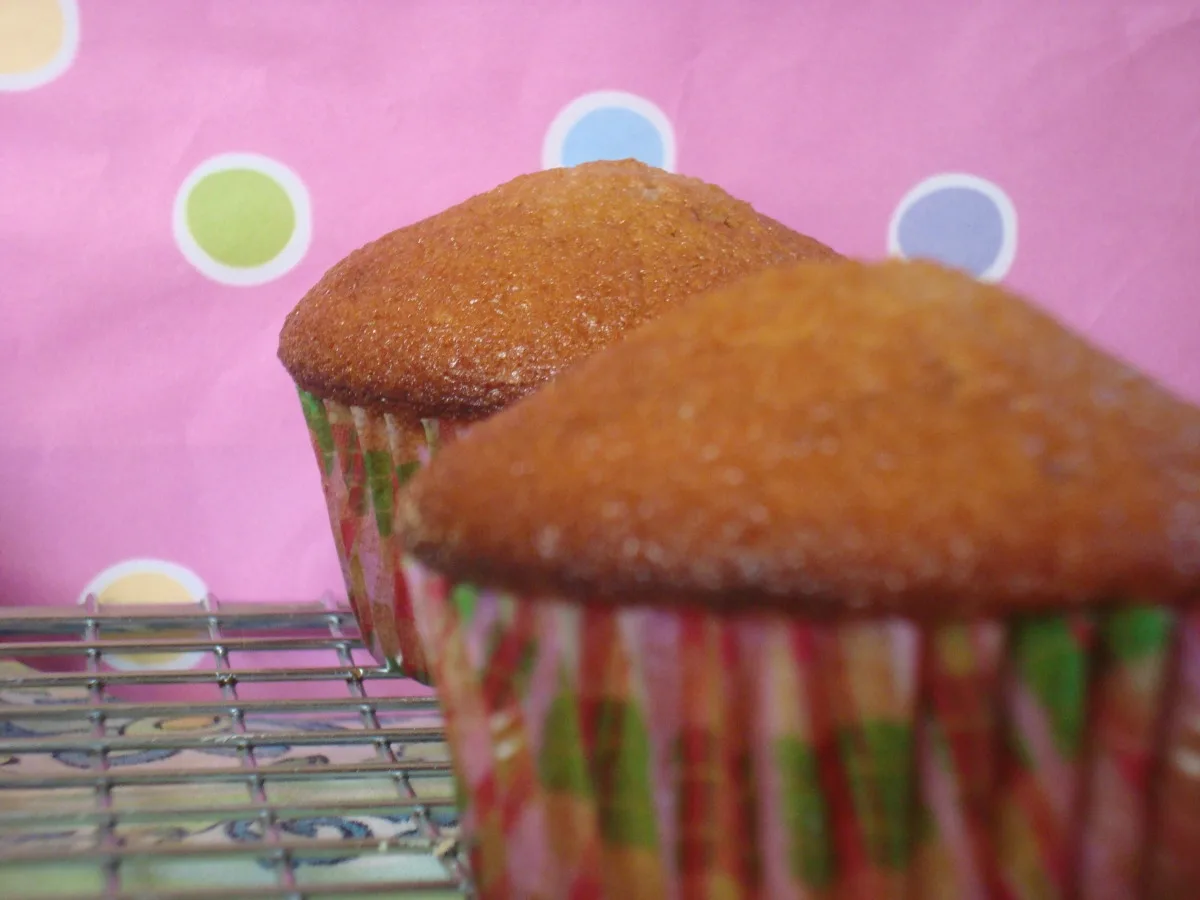 Солодкі полуничні кекси від Sprinkles Cupcake Shop