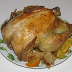 Курка з фруктами