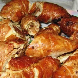 Курячі трубочки з сухофруктами і горіхами