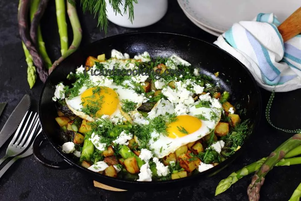 Хаш з картоплі та спаржі