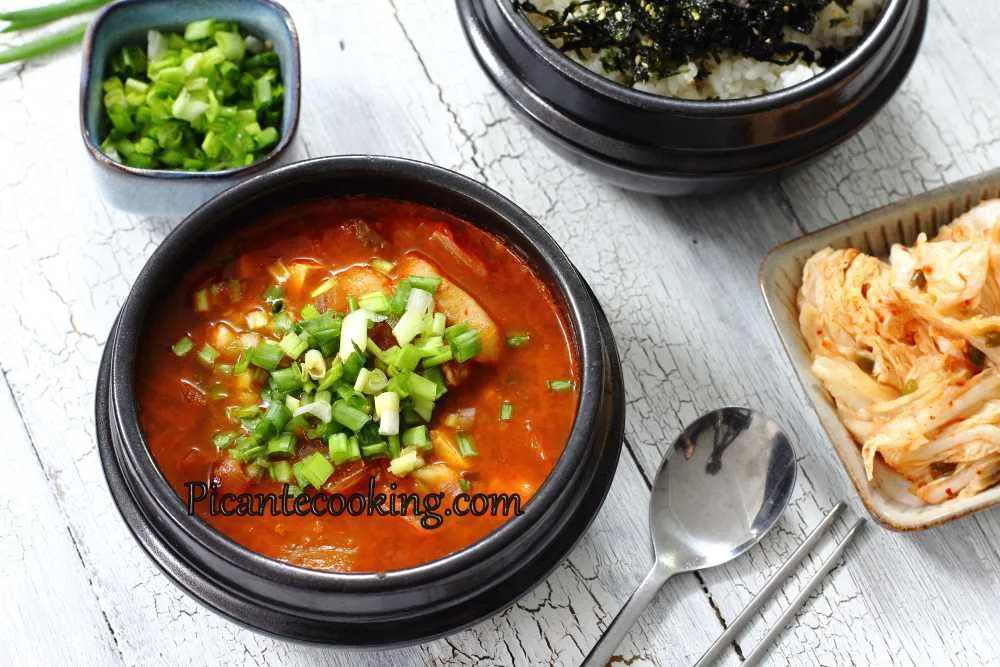 Кімчі-джігае (Kimchi jjigae)