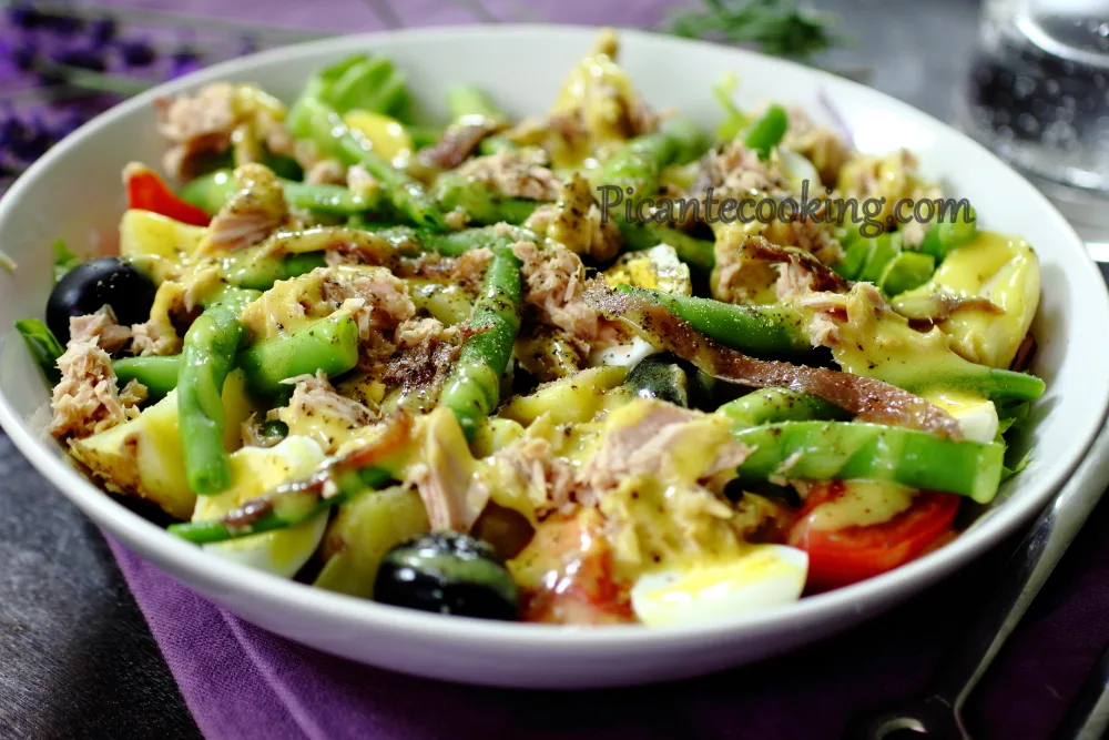 Мій салат Нісуаз (Salade Niçoise)