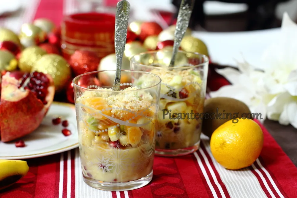 Зимовий фруктовий салат з лікером