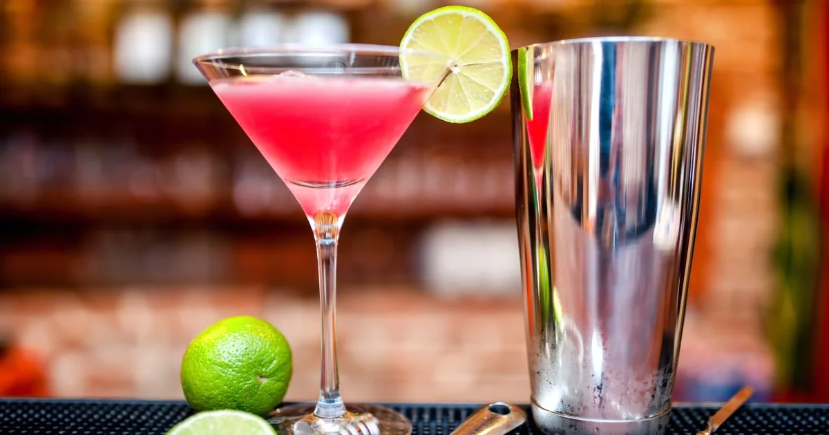 Коктейль Cosmopolitan — класичний рецепт