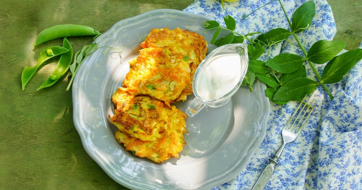 Ситні мексиканські оладки — готуємо з консервованою кукурудзою