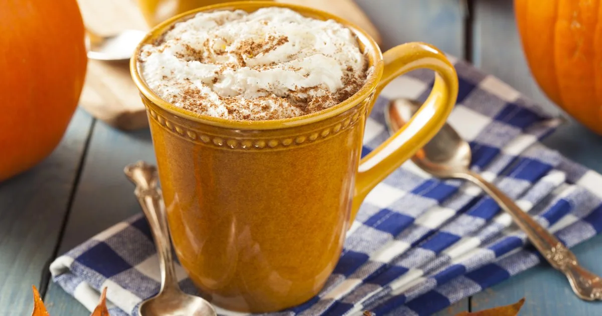 Pumpkin Spice Latte вдома — осінній кавовий напій без сиропів