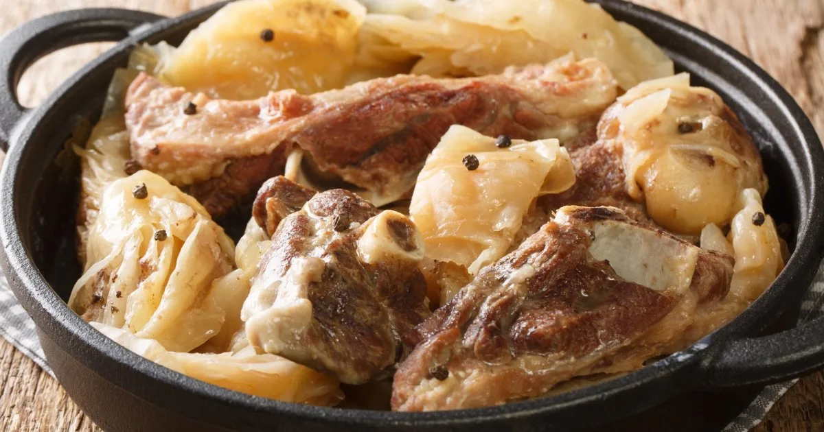 Форікол — ягнятина з капустою для затишної вечері