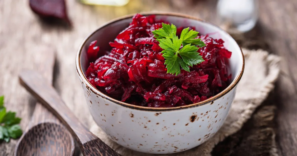 Варений буряк із секретом — пасує до усіх гарнірів
